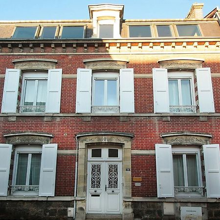 Chambre D'Hotes Les Epicuriens Epernay Exterior photo